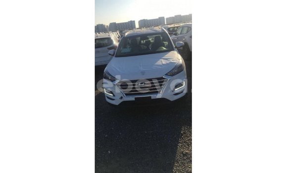 Buy Import Hyundai Tucson White Car in Import - Dubai in Ethiopia Buy Import Hyundai Tucson White Car in Import - Dubai in Ethiopia