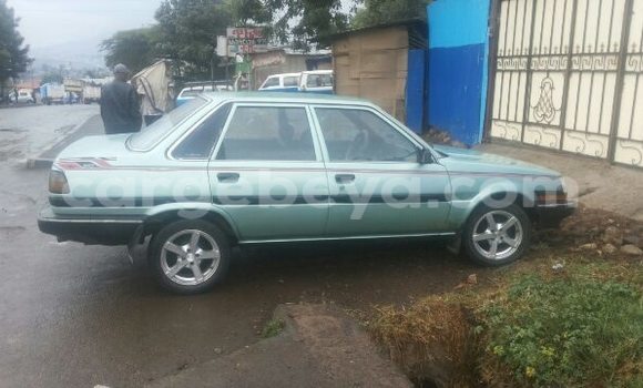 Oofamaa Toyota Carina Other Makiinaa iti Addis–Ababa keessatti Ethiopia keessatti Oofamaa Toyota Carina Other Makiinaa iti Addis–Ababa keessatti Ethiopia keessatti