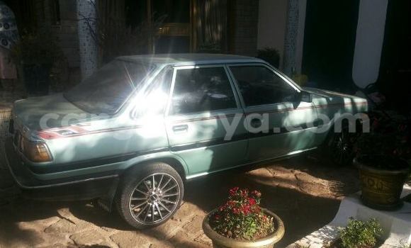 Oofamaa Toyota Carina Other Makiinaa iti Addis–Ababa keessatti Ethiopia keessatti Oofamaa Toyota Carina Other Makiinaa iti Addis–Ababa keessatti Ethiopia keessatti