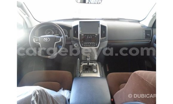 Buy Import Toyota Land Cruiser White Car in Import - Dubai in Ethiopia Buy Import Toyota Land Cruiser White Car in Import - Dubai in Ethiopia