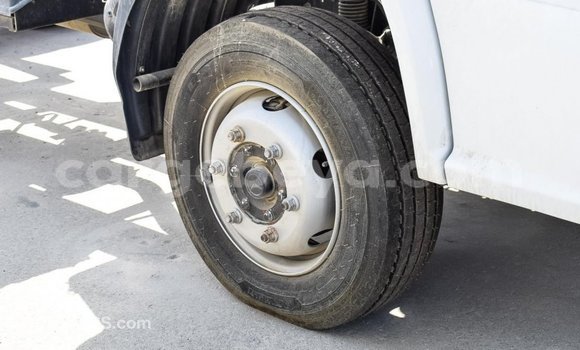 Buy Import Mercedes-Benz 190 White Car in Import - Dubai in Ethiopia Buy Import Mercedes-Benz 190 White Car in Import - Dubai in Ethiopia