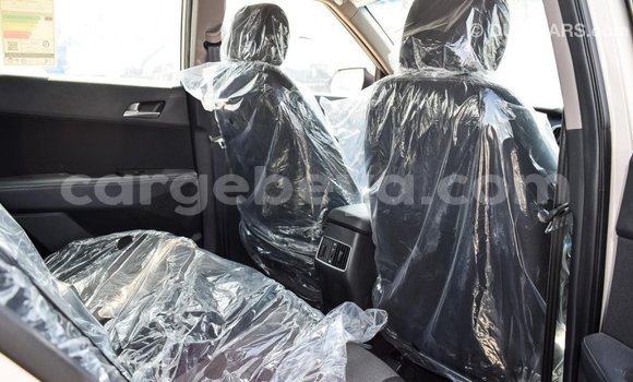 Imported Hyundai Creta Beige Makiinaa iti Import - Dubai keessatti Ethiopia keessatti Imported Hyundai Creta Beige Makiinaa iti Import - Dubai keessatti Ethiopia keessatti