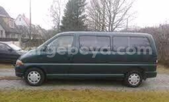 Buy Used Toyota Dolphin Green Car in Addis–Ababa in Ethiopia Buy Used Toyota Dolphin Green Car in Addis–Ababa in Ethiopia