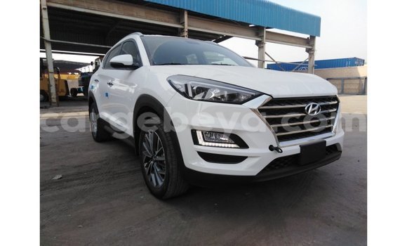ይግዙ Imported Hyundai Tucson ነጭ መኪና በ Import - Dubai በ ኢትዮጵያ ይግዙ Imported Hyundai Tucson ነጭ መኪና በ Import - Dubai በ ኢትዮጵያ