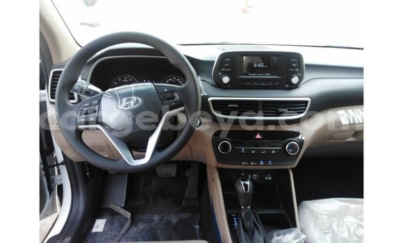 ይግዙ Imported Hyundai Tucson ነጭ መኪና በ Import - Dubai በ ኢትዮጵያ ይግዙ Imported Hyundai Tucson ነጭ መኪና በ Import - Dubai በ ኢትዮጵያ