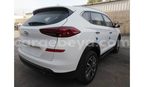 ይግዙ Imported Hyundai Tucson ነጭ መኪና በ Import - Dubai በ ኢትዮጵያ ይግዙ Imported Hyundai Tucson ነጭ መኪና በ Import - Dubai በ ኢትዮጵያ