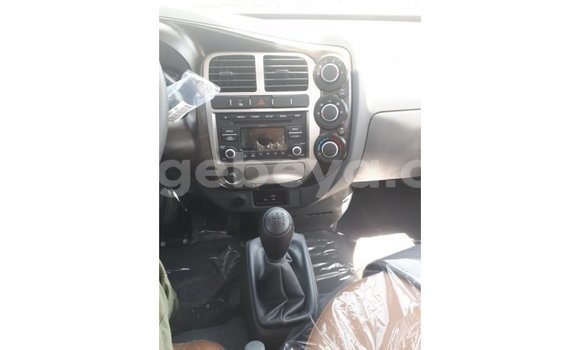 Buy Import Kia Carens White Car in Import - Dubai in Ethiopia Buy Import Kia Carens White Car in Import - Dubai in Ethiopia