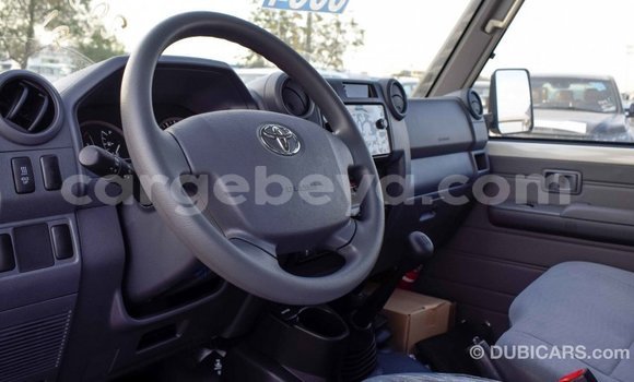 Buy Import Toyota Land Cruiser White Car in Import - Dubai in Ethiopia Buy Import Toyota Land Cruiser White Car in Import - Dubai in Ethiopia
