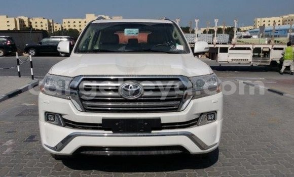 Buy Import Toyota Land Cruiser White Car in Import - Dubai in Ethiopia Buy Import Toyota Land Cruiser White Car in Import - Dubai in Ethiopia