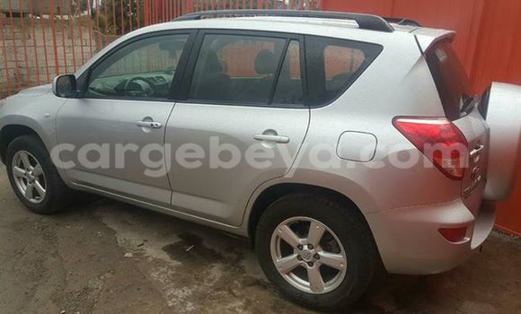 Buy Used Toyota RAV4 Silver Car in Addis–Ababa in Ethiopia Buy Used Toyota RAV4 Silver Car in Addis–Ababa in Ethiopia