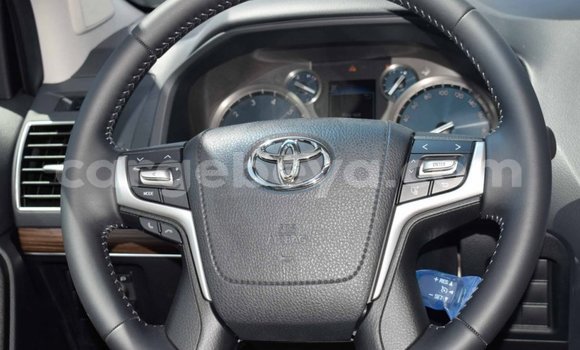 Haaraa Toyota Land Cruiser Prado Black Makiinaa iti Abiy Adi keessatti Tigray keessatti Haaraa Toyota Land Cruiser Prado Black Makiinaa iti Abiy Adi keessatti Tigray keessatti
