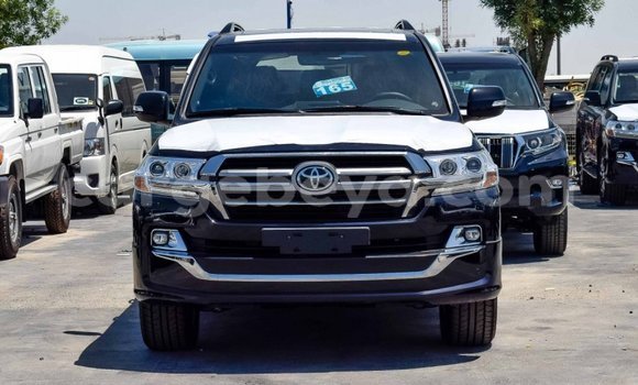 Buy New Toyota Land Cruiser Black Car in Abiy Adi in Tigray Buy New Toyota Land Cruiser Black Car in Abiy Adi in Tigray