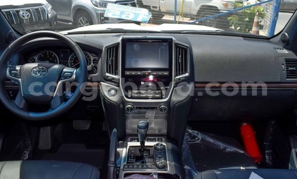 Buy New Toyota Land Cruiser Black Car in Abiy Adi in Tigray Buy New Toyota Land Cruiser Black Car in Abiy Adi in Tigray