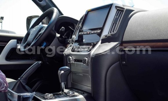 Buy New Toyota Land Cruiser Black Car in Abiy Adi in Tigray Buy New Toyota Land Cruiser Black Car in Abiy Adi in Tigray