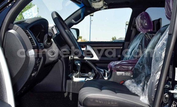 Buy New Toyota Land Cruiser Black Car in Abiy Adi in Tigray Buy New Toyota Land Cruiser Black Car in Abiy Adi in Tigray