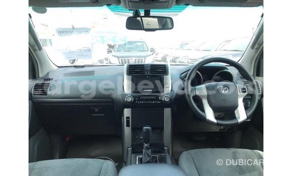 ይግዙ Imported Toyota Land Cruiser ጥቁር መኪና በ Import - Dubai በ ኢትዮጵያ ይግዙ Imported Toyota Land Cruiser ጥቁር መኪና በ Import - Dubai በ ኢትዮጵያ