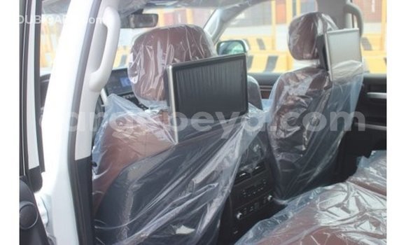 Buy Import Toyota Land Cruiser White Car in Import - Dubai in Ethiopia Buy Import Toyota Land Cruiser White Car in Import - Dubai in Ethiopia