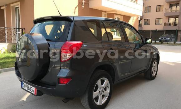 Buy Used Toyota RAV4 Black Car in Addis–Ababa in Ethiopia Buy Used Toyota RAV4 Black Car in Addis–Ababa in Ethiopia