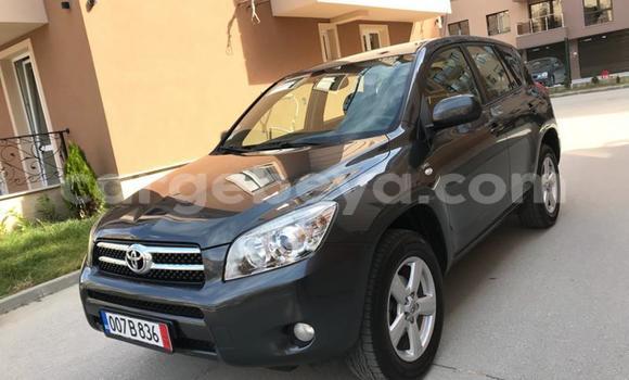 Buy Used Toyota RAV4 Black Car in Addis–Ababa in Ethiopia Buy Used Toyota RAV4 Black Car in Addis–Ababa in Ethiopia
