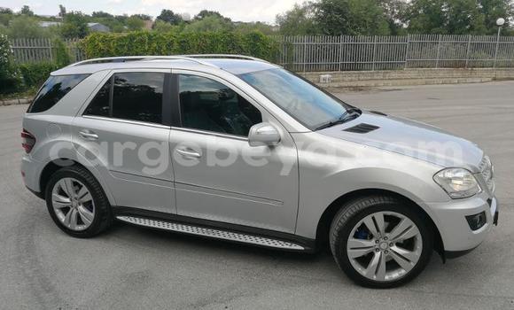 Buy Used Mercedes-Benz ML–Class Silver Car in Addis–Ababa in Ethiopia Buy Used Mercedes-Benz ML–Class Silver Car in Addis–Ababa in Ethiopia