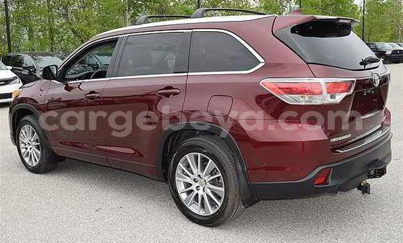 Buy Used Toyota Highlander Red Car in Addis–Ababa in Ethiopia Buy Used Toyota Highlander Red Car in Addis–Ababa in Ethiopia