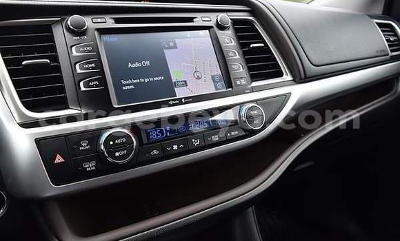 Buy Used Toyota Highlander Red Car in Addis–Ababa in Ethiopia Buy Used Toyota Highlander Red Car in Addis–Ababa in Ethiopia