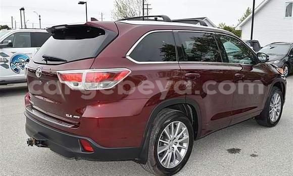 Buy Used Toyota Highlander Red Car in Addis–Ababa in Ethiopia Buy Used Toyota Highlander Red Car in Addis–Ababa in Ethiopia