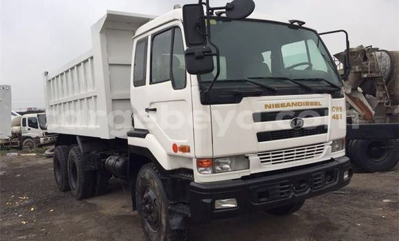 Buy Used Nissan UD White Truck in Addis–Ababa in Ethiopia Buy Used Nissan UD White Truck in Addis–Ababa in Ethiopia
