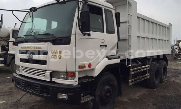Buy Used Nissan UD White Truck in Addis–Ababa in Ethiopia Buy Used Nissan UD White Truck in Addis–Ababa in Ethiopia