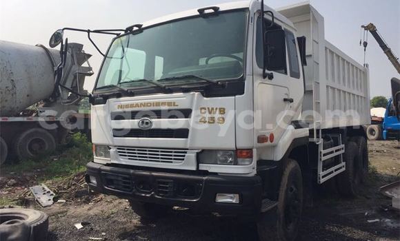 Buy Used Nissan UD White Truck in Addis–Ababa in Ethiopia Buy Used Nissan UD White Truck in Addis–Ababa in Ethiopia