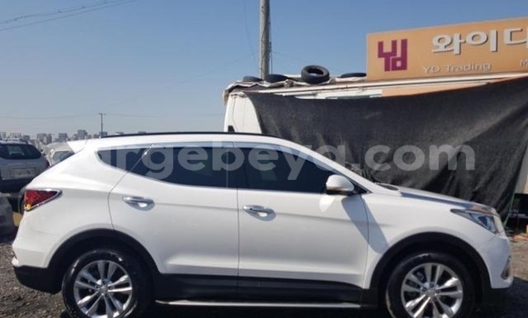 Buy Used Hyundai Santa Fe White Car in Abiy Adi in Tigray Buy Used Hyundai Santa Fe White Car in Abiy Adi in Tigray