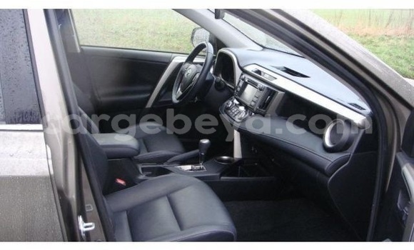 Buy Used Toyota RAV4 Brown Car in Abiy Adi in Tigray Buy Used Toyota RAV4 Brown Car in Abiy Adi in Tigray