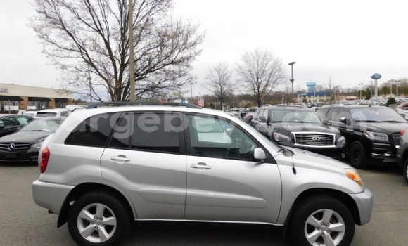 Buy Used Toyota RAV4 Silver Car in Abiy Adi in Tigray Buy Used Toyota RAV4 Silver Car in Abiy Adi in Tigray