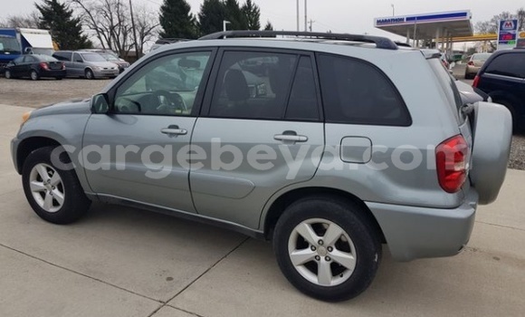 Buy Used Toyota RAV4 Blue Car in Abiy Adi in Tigray Buy Used Toyota RAV4 Blue Car in Abiy Adi in Tigray