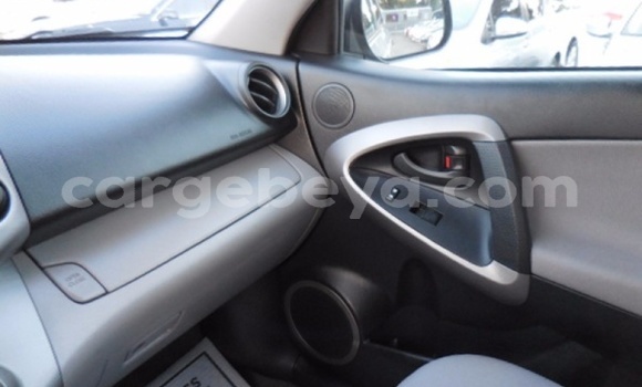 Buy Used Toyota RAV4 Silver Car in Abiy Adi in Tigray Buy Used Toyota RAV4 Silver Car in Abiy Adi in Tigray