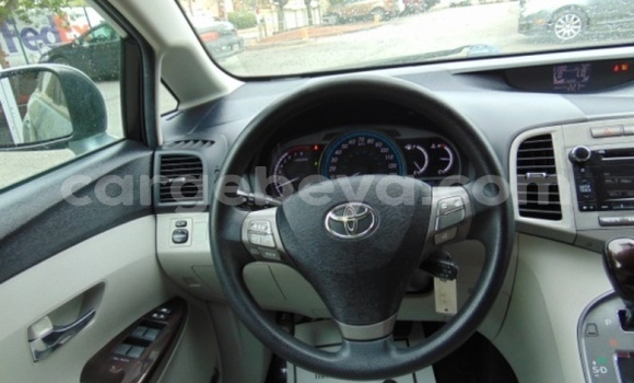 Buy Used Toyota Venza Blue Car in Abiy Adi in Tigray Buy Used Toyota Venza Blue Car in Abiy Adi in Tigray