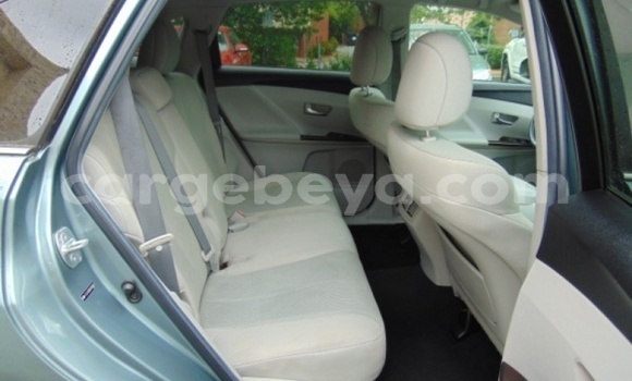 Buy Used Toyota Venza Blue Car in Abiy Adi in Tigray Buy Used Toyota Venza Blue Car in Abiy Adi in Tigray