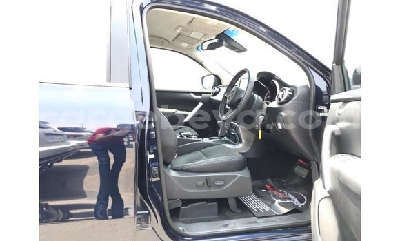 ይግዙ Imported Mercedes-Benz 250 ሰማያዊ መኪና በ Import - Dubai በ ኢትዮጵያ ይግዙ Imported Mercedes-Benz 250 ሰማያዊ መኪና በ Import - Dubai በ ኢትዮጵያ