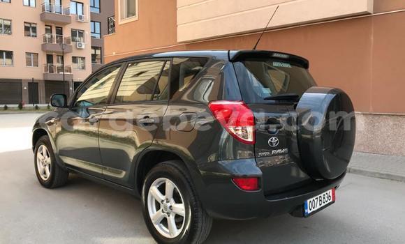 Buy Used Toyota RAV4 Black Car in Addis–Ababa in Ethiopia Buy Used Toyota RAV4 Black Car in Addis–Ababa in Ethiopia