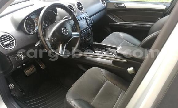 Buy Used Mercedes-Benz ML–Class Silver Car in Addis–Ababa in Ethiopia Buy Used Mercedes-Benz ML–Class Silver Car in Addis–Ababa in Ethiopia