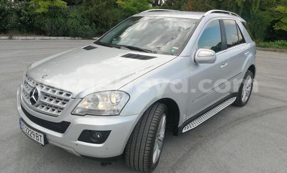 Buy Used Mercedes-Benz ML–Class Silver Car in Addis–Ababa in Ethiopia Buy Used Mercedes-Benz ML–Class Silver Car in Addis–Ababa in Ethiopia