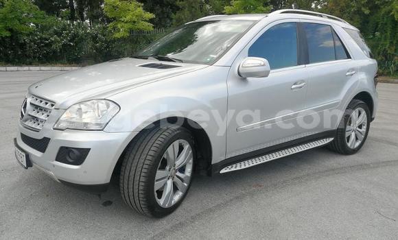 Buy Used Mercedes-Benz ML–Class Silver Car in Addis–Ababa in Ethiopia Buy Used Mercedes-Benz ML–Class Silver Car in Addis–Ababa in Ethiopia