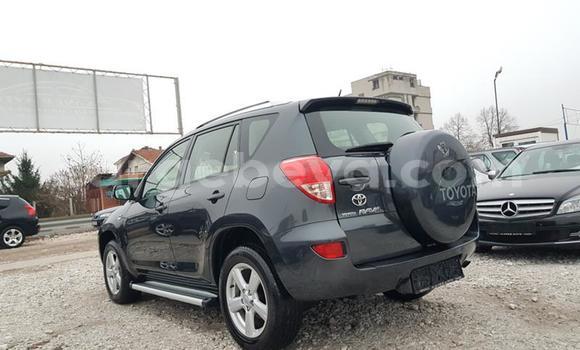 Buy Used Toyota RAV4 Black Car in Addis–Ababa in Ethiopia Buy Used Toyota RAV4 Black Car in Addis–Ababa in Ethiopia