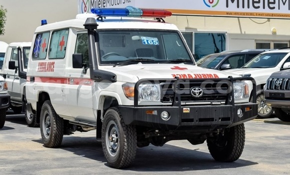 Buy New Toyota Land Cruiser White Car in Abiy Adi in Tigray Buy New Toyota Land Cruiser White Car in Abiy Adi in Tigray