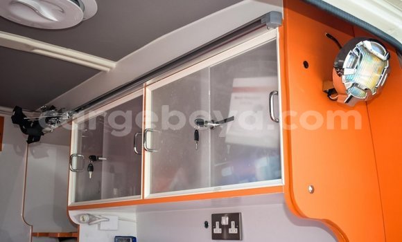 Buy New Toyota Land Cruiser White Car in Abiy Adi in Tigray Buy New Toyota Land Cruiser White Car in Abiy Adi in Tigray