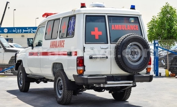 Buy New Toyota Land Cruiser White Car in Abiy Adi in Tigray Buy New Toyota Land Cruiser White Car in Abiy Adi in Tigray