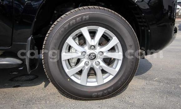 Haaraa Toyota Land Cruiser Black Makiinaa iti Abiy Adi keessatti Tigray keessatti Haaraa Toyota Land Cruiser Black Makiinaa iti Abiy Adi keessatti Tigray keessatti