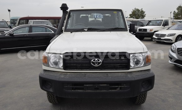 Buy New Toyota Land Cruiser White Car in Abiy Adi in Tigray Buy New Toyota Land Cruiser White Car in Abiy Adi in Tigray
