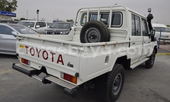 Buy New Toyota Land Cruiser White Car in Abiy Adi in Tigray Buy New Toyota Land Cruiser White Car in Abiy Adi in Tigray