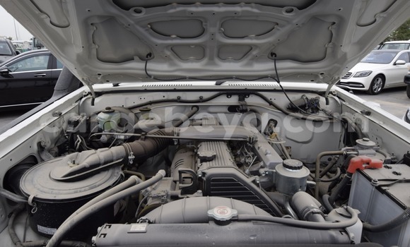 Buy New Toyota Land Cruiser White Car in Abiy Adi in Tigray Buy New Toyota Land Cruiser White Car in Abiy Adi in Tigray